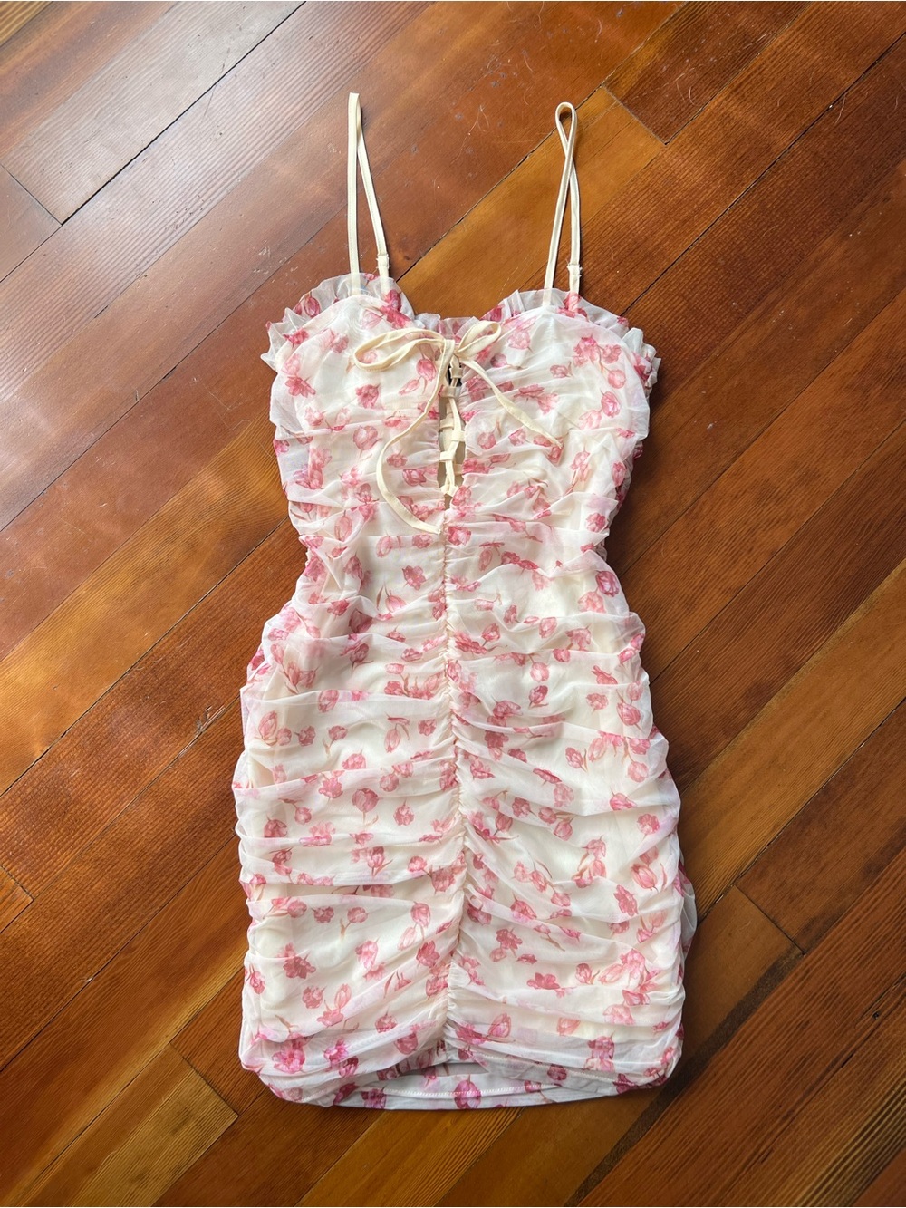 SBetro floral ruched mini dress